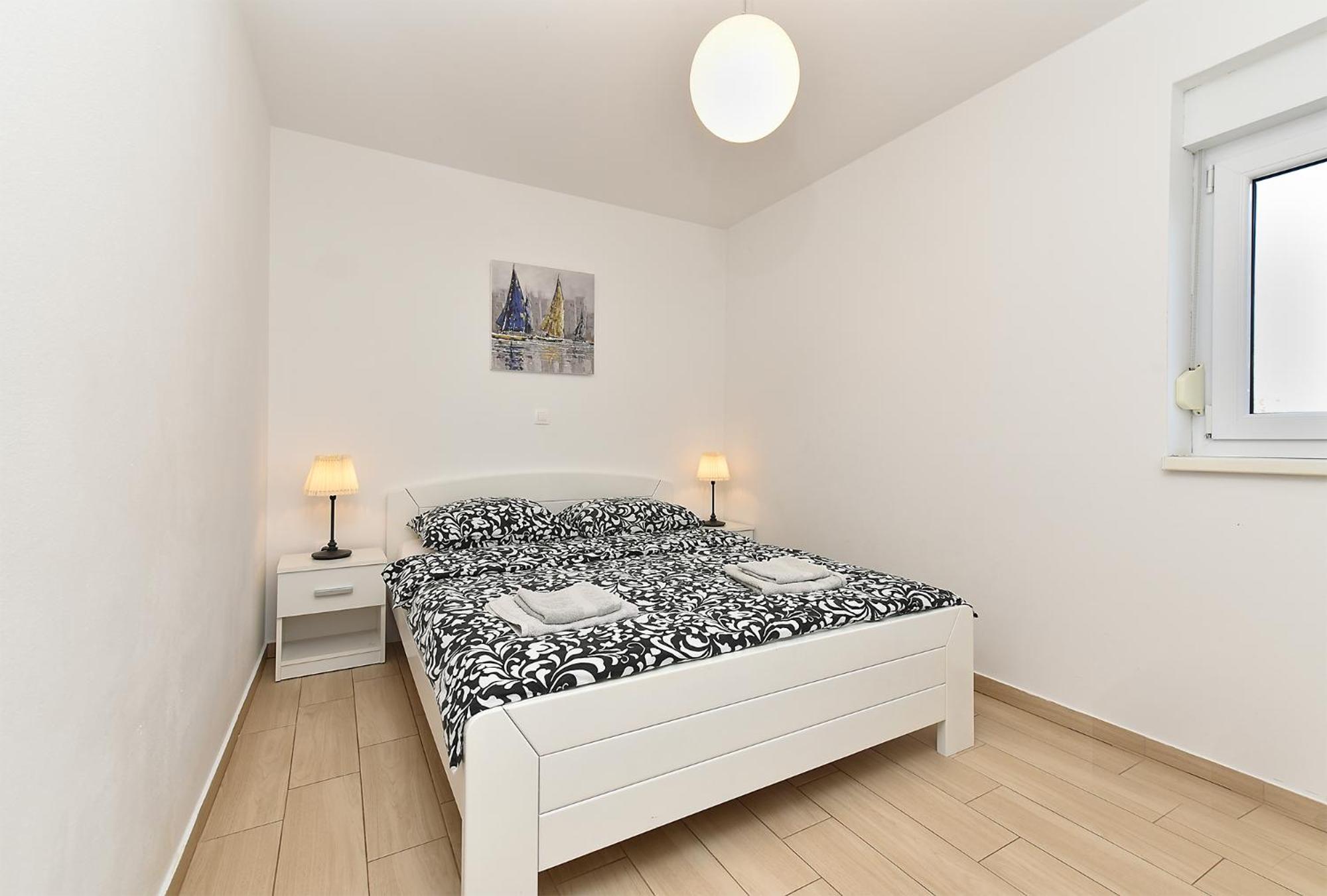Stanko 2367 Apartment